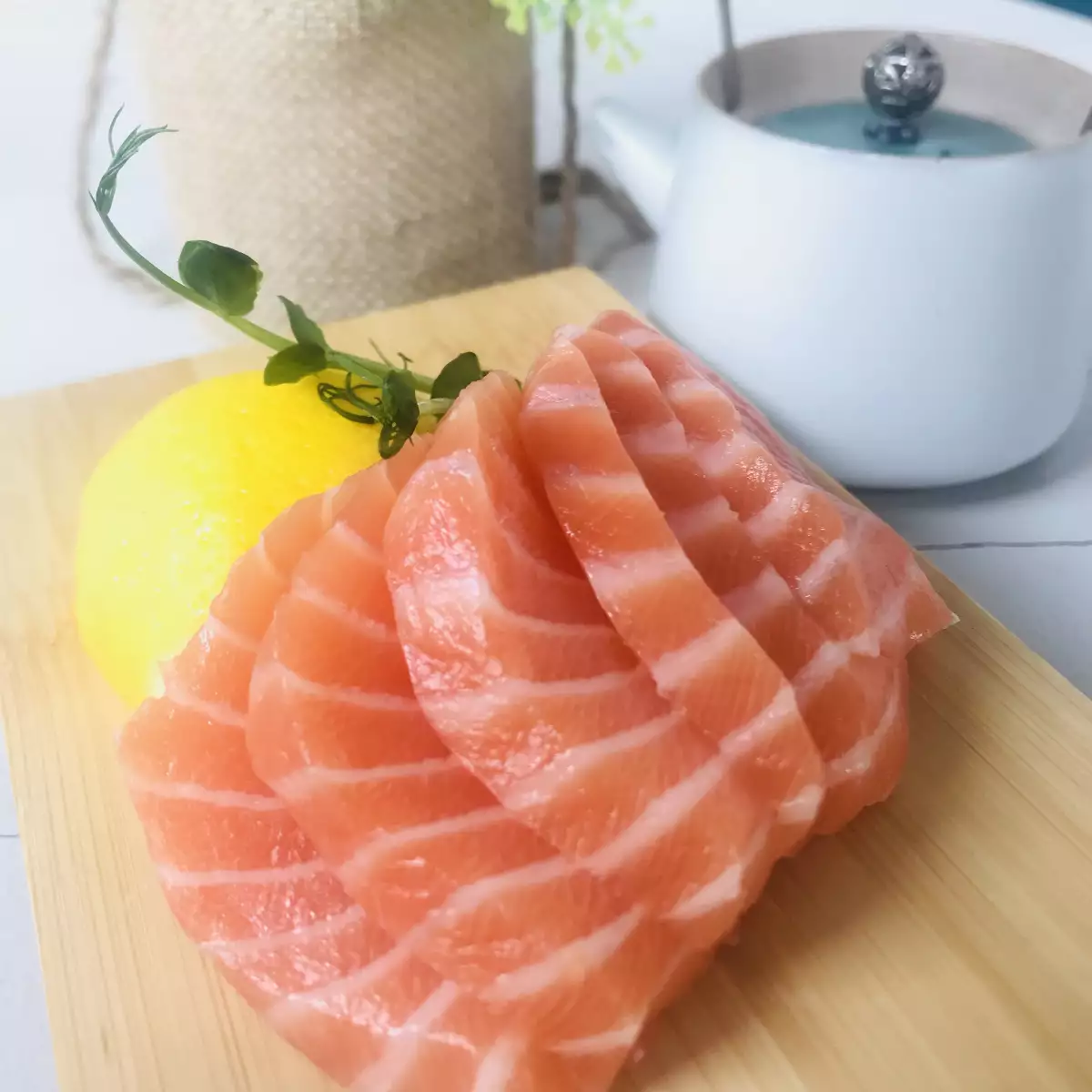 sashimi saumons