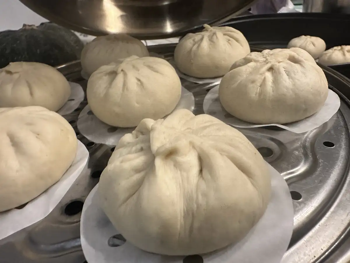 Bao brioches aux porc (2 pièces)
